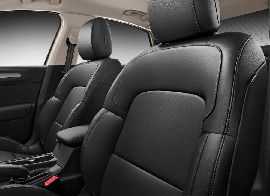  Citroen C4 Sedan 2015 года  (фото 7 из 20)